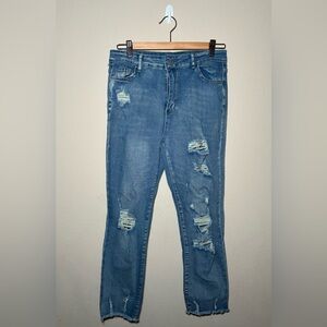 Women’s XL Distressed classic high waisted denim Blue Jeans